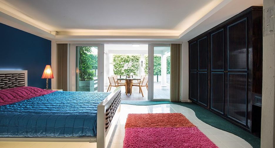 For sale 4 bedrooms house in Din Daeng, Bangkok