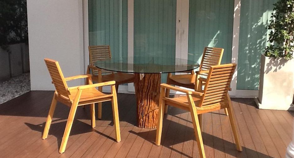 For sale 4 bedrooms house in Din Daeng, Bangkok