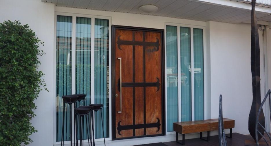 For sale 4 bedrooms house in Din Daeng, Bangkok