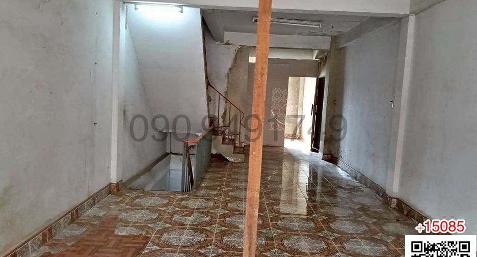 For rent 3 bedrooms retail Space in Bang Bon, Bangkok
