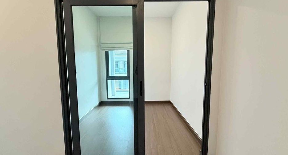 Haus zur Miete mit 5 Zimmer in Bang Phli, Samut Prakan