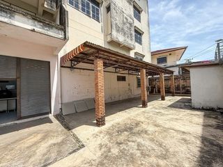 ให้เช่า และ ขาย ที่ดิน ใน ศรีราชา, ชลบุรี