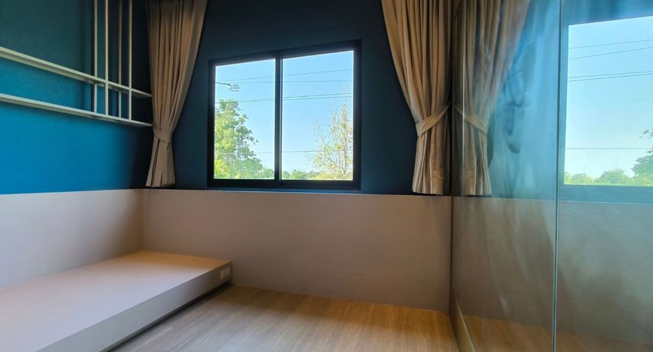 For sale 3 bedrooms townhouse in Bang Phli, Samut Prakan