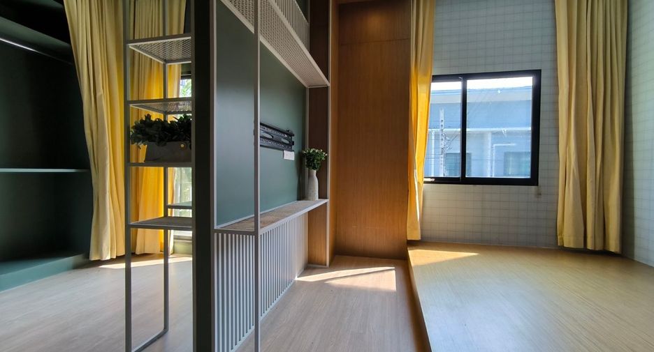 For sale 3 bedrooms townhouse in Bang Phli, Samut Prakan