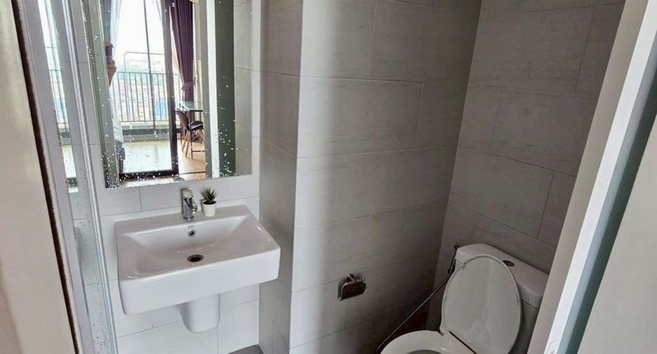 出租 和 出售 1 卧室 公寓 在 Si Racha, Chon Buri