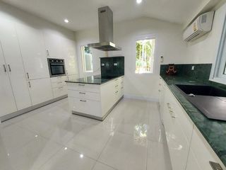 For rent 3 bedrooms house in Mueang Chon Buri, Chonburi