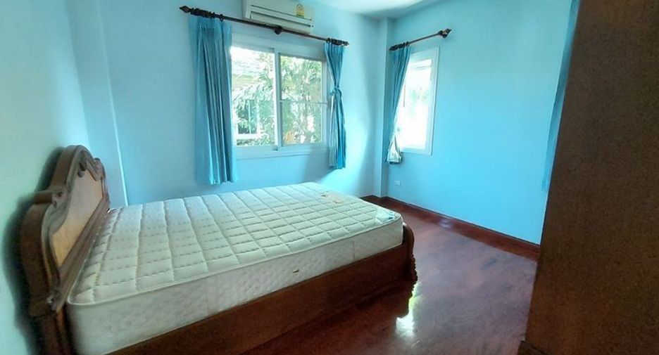 For rent 3 bedrooms house in Mueang Chon Buri, Chonburi