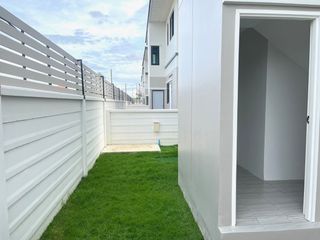 For sale 4 bedrooms house in Bang Sao Thong, Samut Prakan