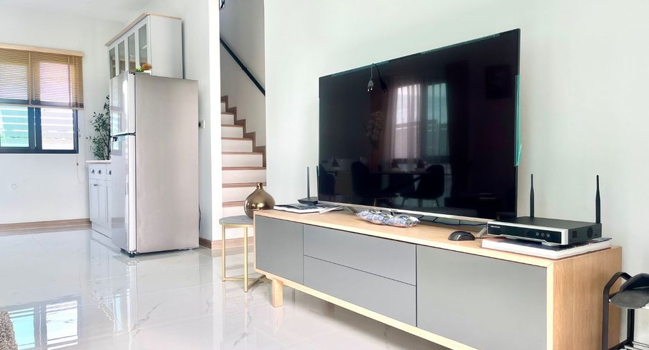 For sale 4 ベッドルーム house in Bang Sao Thong, Samut Prakan