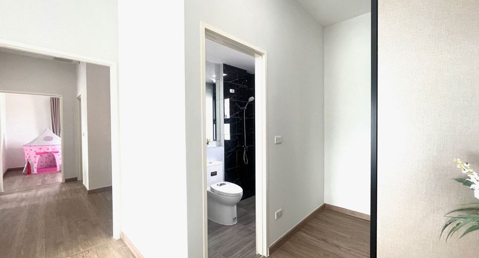 For sale 4 ベッドルーム house in Bang Sao Thong, Samut Prakan