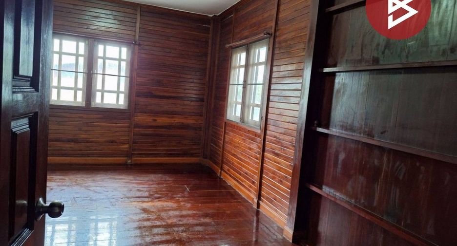 For sale studio house in Mueang Suphanburi, Suphan Buri