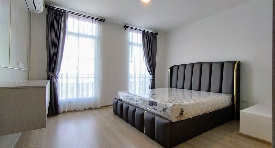 For rent 3 bedrooms townhouse in Prawet, Bangkok