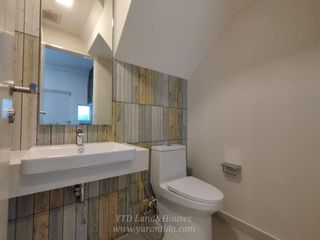 For rent 3 bedrooms townhouse in Prawet, Bangkok