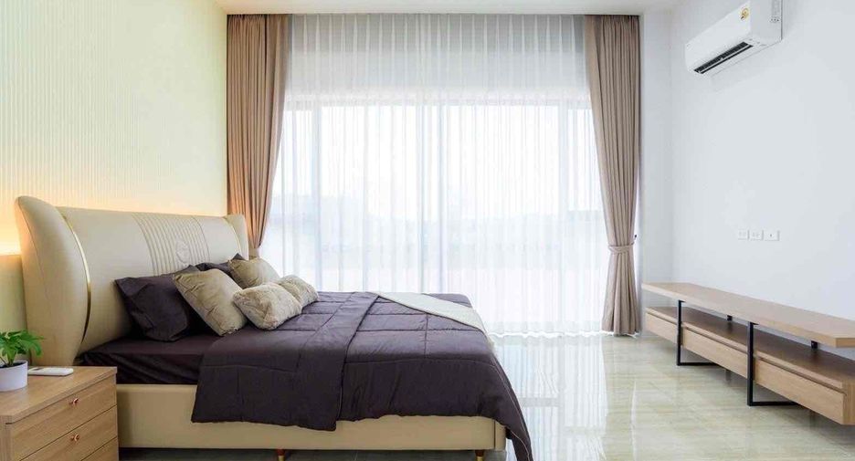 For sale 4 bedrooms villa in Bang Lamung, Chonburi