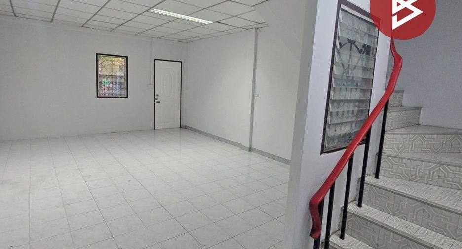 À vendre 6 chambres local commercial à Thung Khru, Bangkok