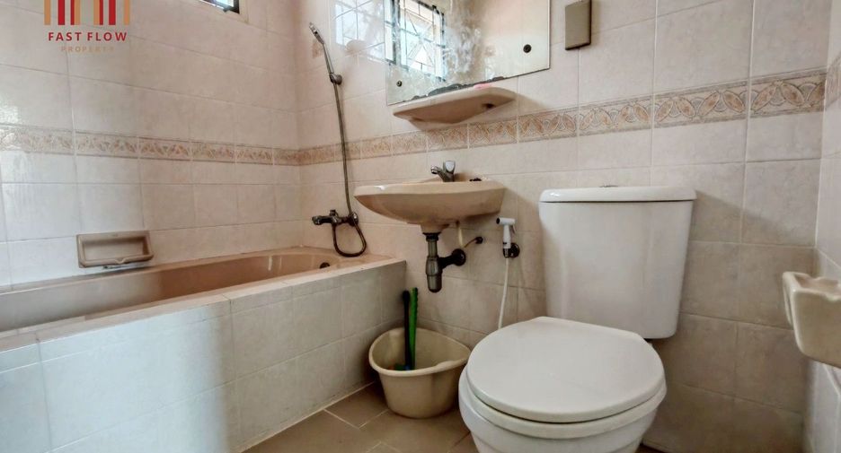For sale 2 bedrooms house in Min Buri, Bangkok