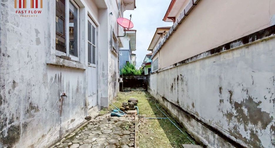 For sale 2 bedrooms house in Min Buri, Bangkok