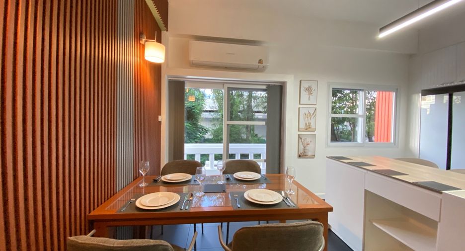 For sale 3 bedrooms townhouse in San Sai, Chiang Mai