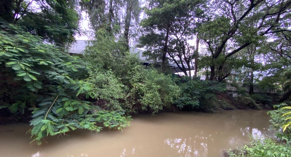 For sale 3 bedrooms townhouse in San Sai, Chiang Mai