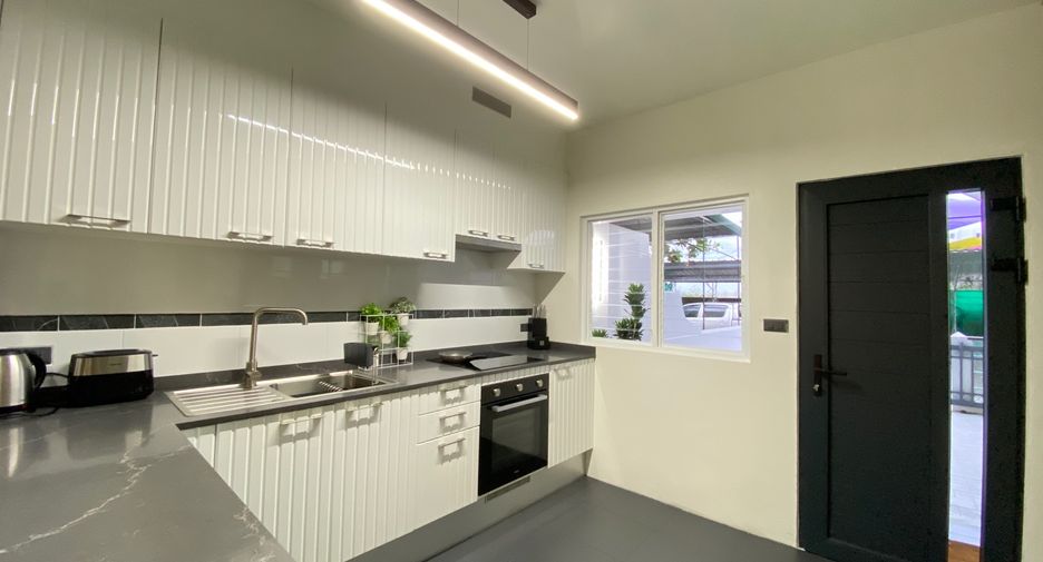 For sale 3 bedrooms townhouse in San Sai, Chiang Mai