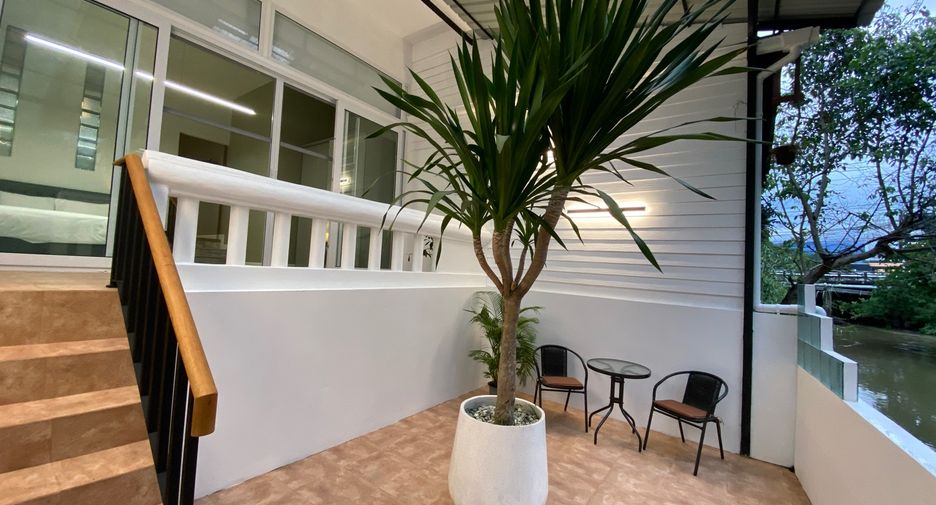 For sale 3 bedrooms townhouse in San Sai, Chiang Mai