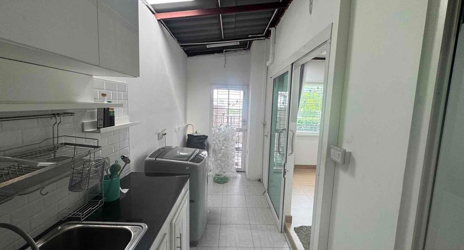 À louer et à vendre 3 chambres maison de ville à Bang Yai, Nonthaburi