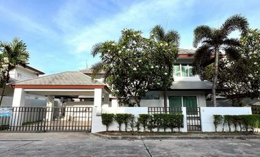 À vendre 4 chambres villa à Bang Lamung, Chonburi