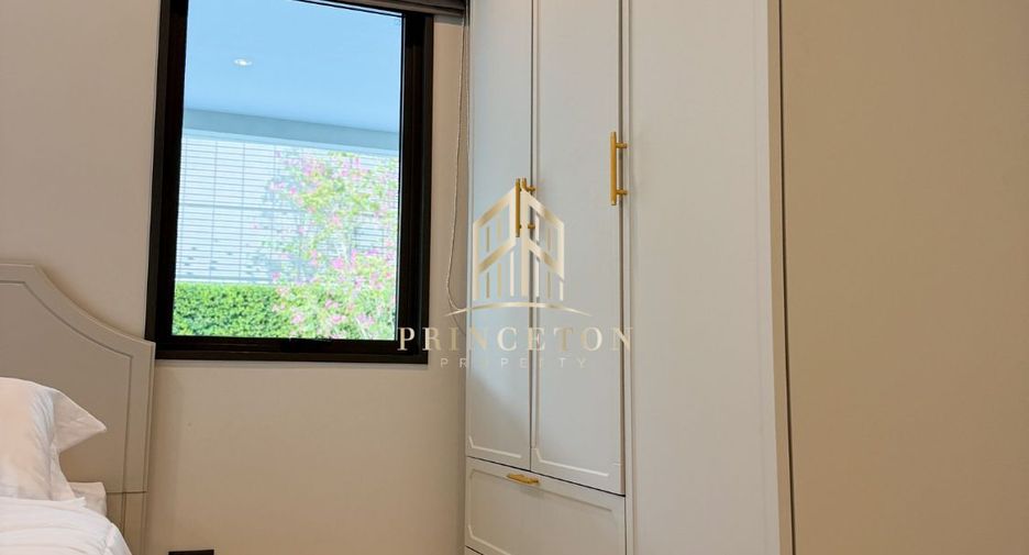 For rent and for sale 4 bedrooms house in Bang Phli, Samut Prakan
