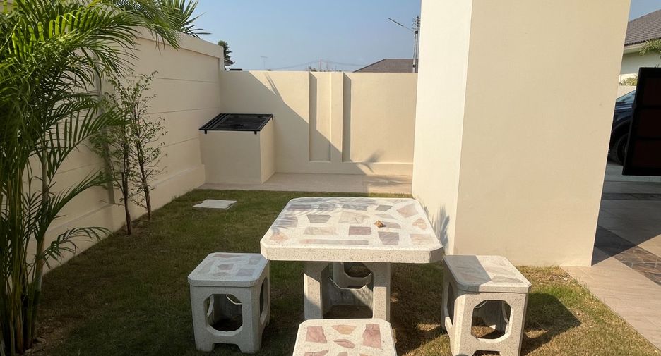 出租 3 卧室 独立屋 在 Bang Lamung, Chon Buri