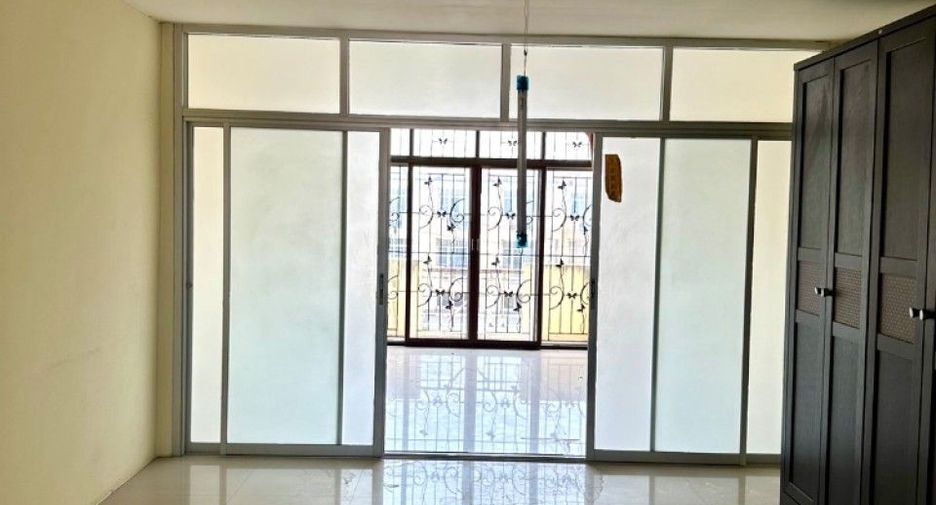 Local comercial en venta en Mueang Nonthaburi, Nonthaburi