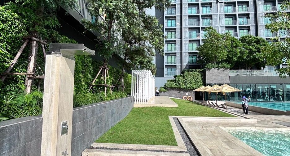 Wohnung zum Kauf mit 1 Zimmer in Bang Phli, Samut Prakan