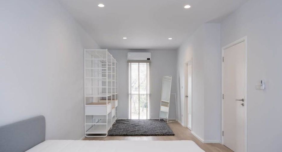 For sale 3 bedrooms townhouse in Mueang Chiang Mai, Chiang Mai