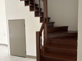 For sale 2 bedrooms townhouse in Mueang Samut Prakan, Samut Prakan
