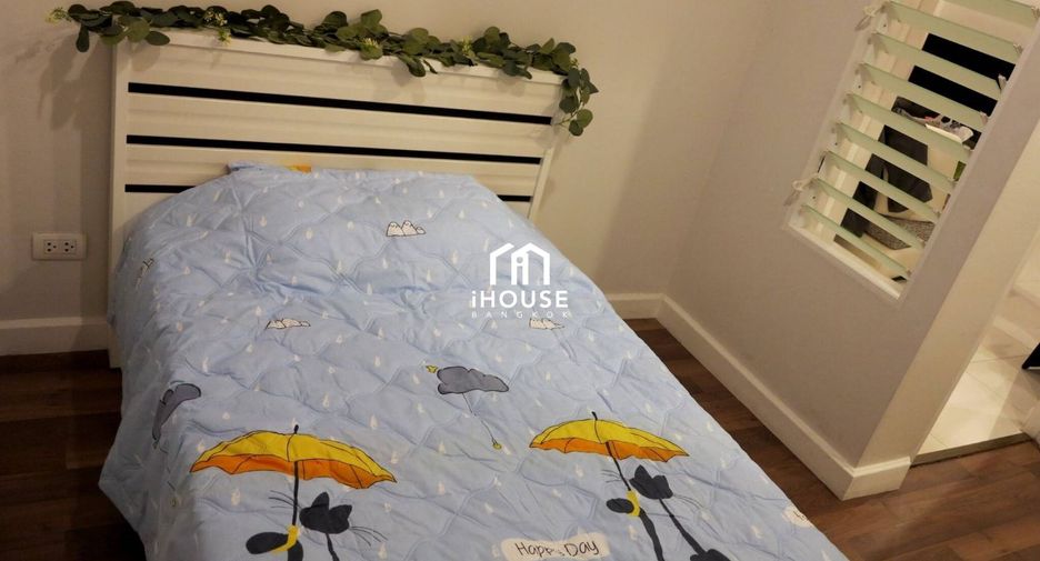 For sale 2 bedrooms condo in Khlong Toei, Bangkok