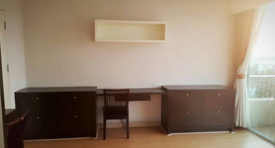 For rent 1 bed condo in Si Racha, Chonburi