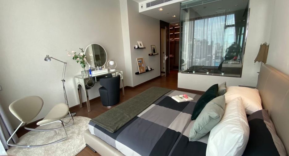 For rent 2 bedrooms condo in Khlong Toei, Bangkok