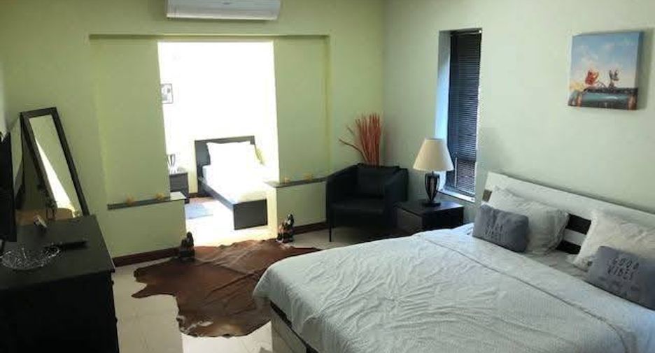 Villa zum Kauf mit 4 Zimmer in Sattahip, Chonburi