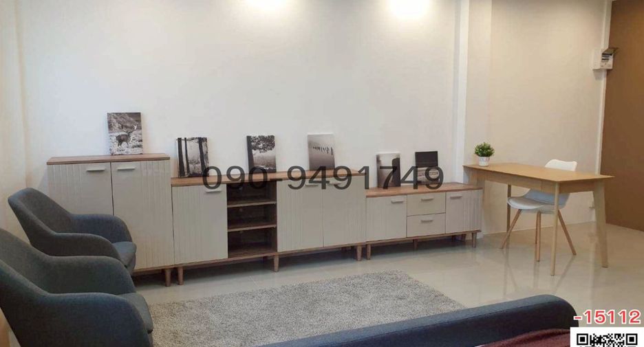 Reihenhaus zur Miete mit 3 Zimmer in Khan Na Yao, Bangkok