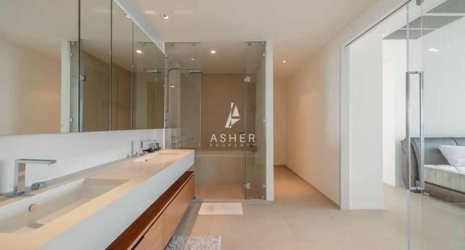 Wohnung zur Miete mit 3 Zimmer in Sathon, Bangkok