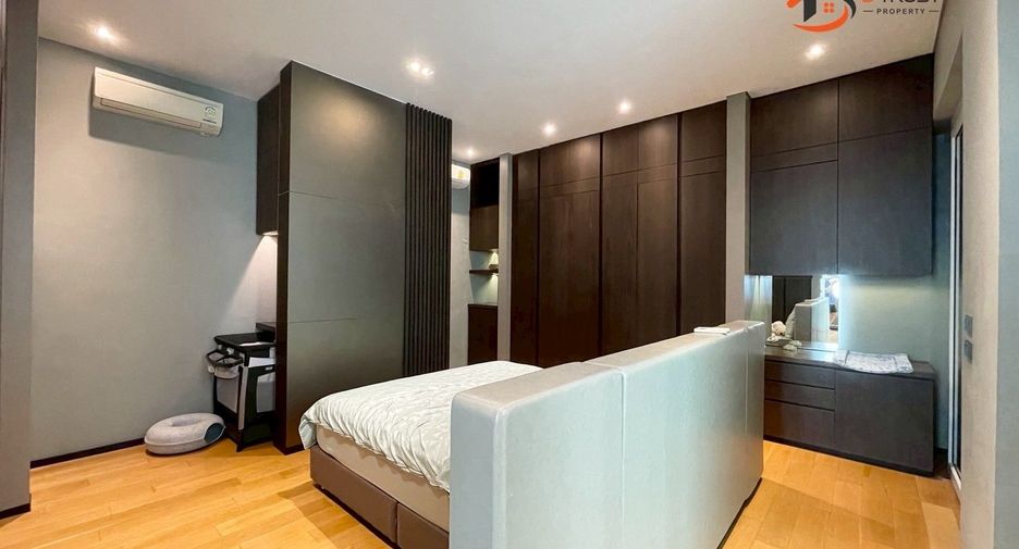 For sale 4 bedrooms house in Prawet, Bangkok