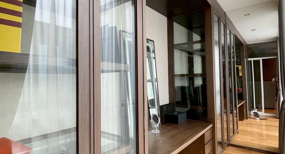 For sale 4 bedrooms house in Prawet, Bangkok