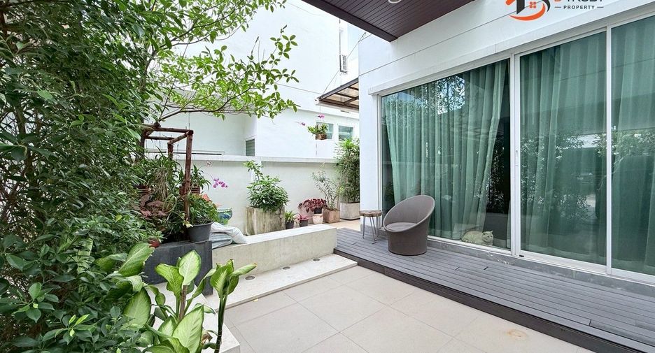 For sale 4 bedrooms house in Prawet, Bangkok