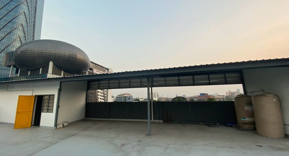 Gewerbefläche zur Miete in Khlong Toei, Bangkok