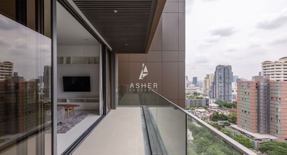 For rent そして for sale 2 ベッドルーム condo in Khlong Toei, Bangkok