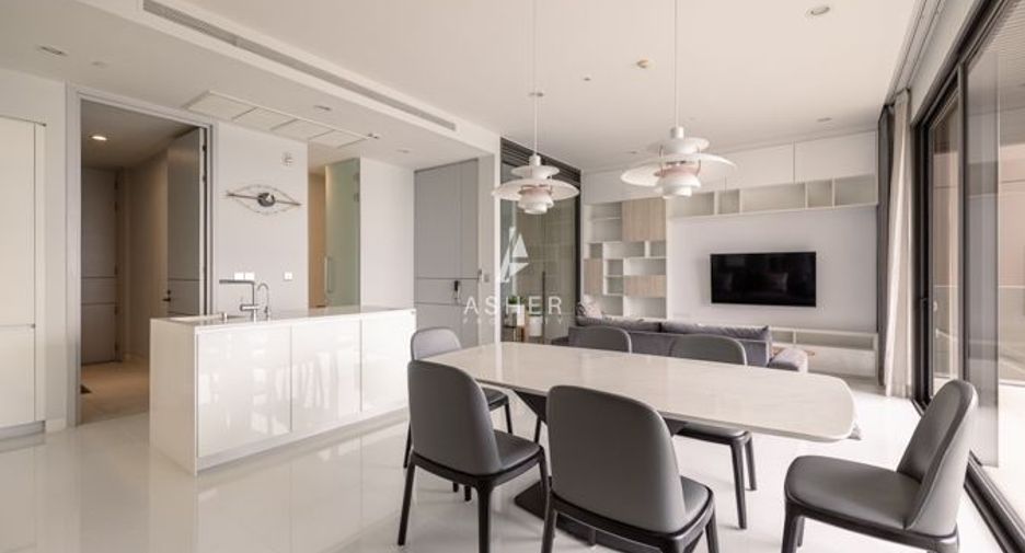 For rent そして for sale 2 ベッドルーム condo in Khlong Toei, Bangkok