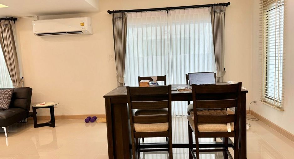 For rent 3 bedrooms house in Bang Lamung, Chonburi