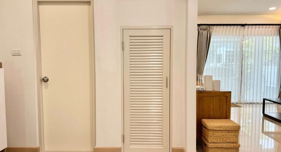For rent 3 bedrooms house in Bang Lamung, Chonburi
