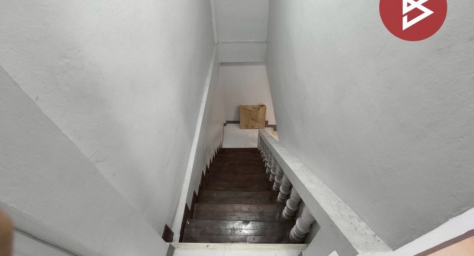 For sale スタジオ townhouse in Lat Krabang, Bangkok