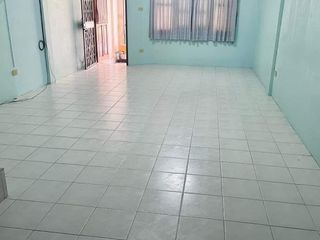 Reihenhaus zur Miete mit 2 Zimmer in Si Racha, Chonburi