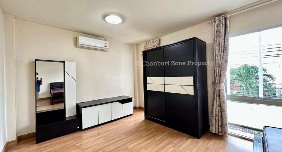 For rent 3 bedrooms house in Bang Lamung, Chonburi